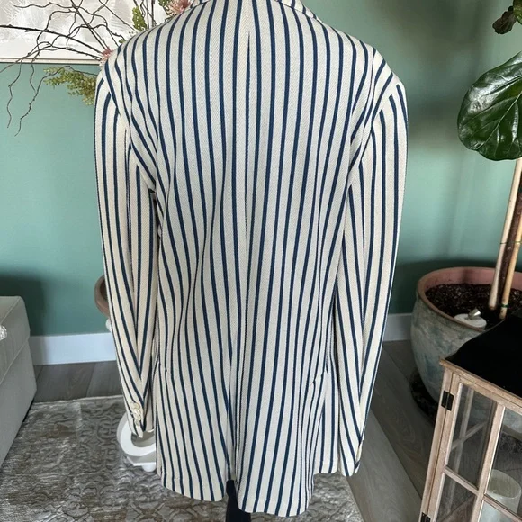Eleventy Milano Navy and Cream Striped Blazer - Picture 3 of 9